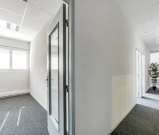 Bureau privé 107 m² 20 postes Location bureau Rue Saint-Simon Lyon 69009 - photo 1